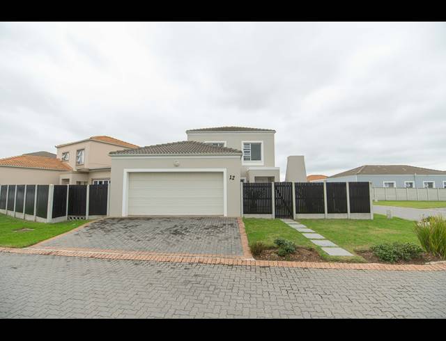 3 BEDROOM HOUSE FOR SALE IN WESTBROOK